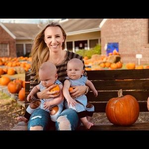 Meet your Posher, Casie